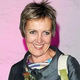 Aggie Mackenzie net worth