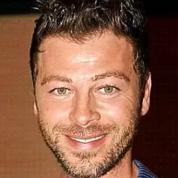 Christophe Mae net worth