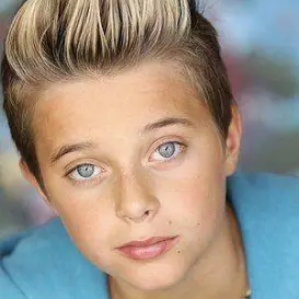 Gavin Magnus net worth