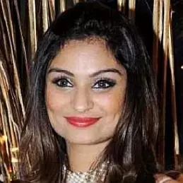 Dimpy Mahajan net worth
