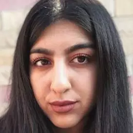 Aaroosa Malik net worth