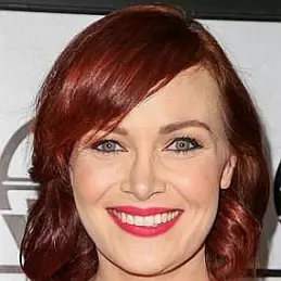 Alicia Malone net worth