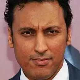 Aasif Mandvi net worth