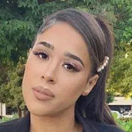 Kayla Manning net worth