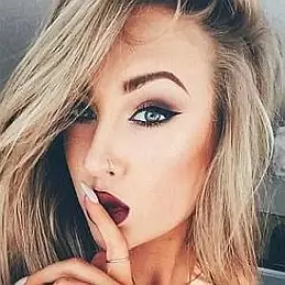 Aspen Mansfield net worth