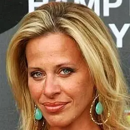 Dina Manzo net worth