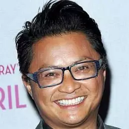 Alec Mapa net worth
