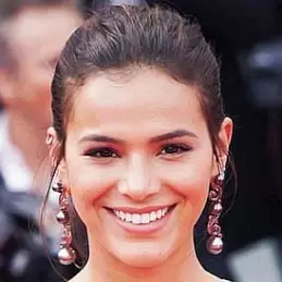 Bruna Marquezine net worth