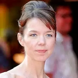 Anna Maxwell Martin net worth