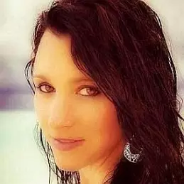 Dayna Martin net worth