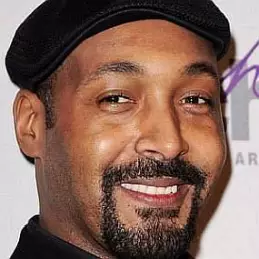 Jesse L. Martin net worth