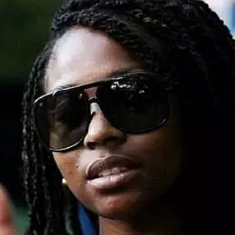 Gloria Martinez net worth