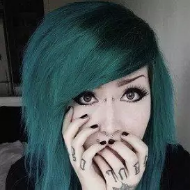 Mary DeadWonderland net worth