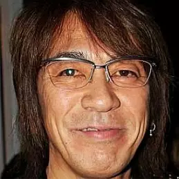Tak Matsumoto net worth