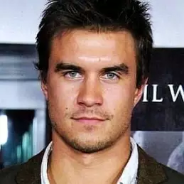 Rob Mayes net worth