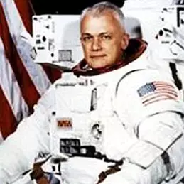 Bruce McCandless II net worth