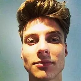 Alex McDonald net worth