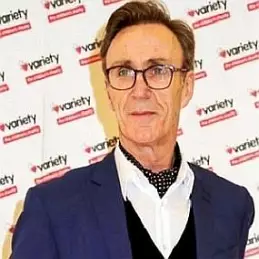 Joe McGann net worth