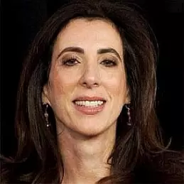 Aline McKenna net worth