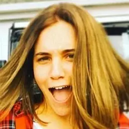 Paige McKenzie net worth