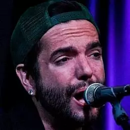 Jeremy McKinnon net worth