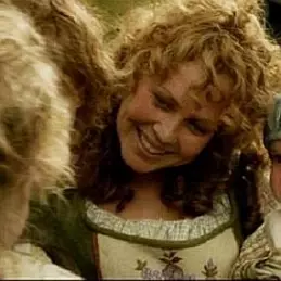 Sarah McLeod net worth