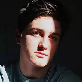 Gus McMillan net worth