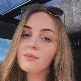 Kate McRobbie net worth