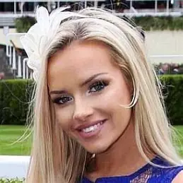 Becca Medlin net worth