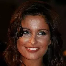 Malika Menard net worth