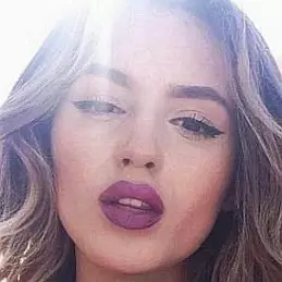 Val Mercado net worth