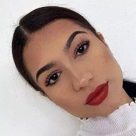 Aisha Mian net worth