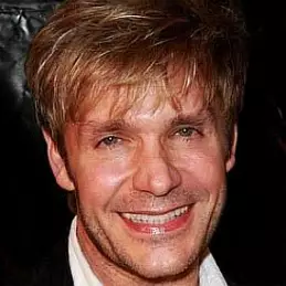 Vic Mignogna net worth