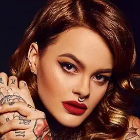 Monika Miller net worth