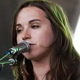 Holly Miranda net worth