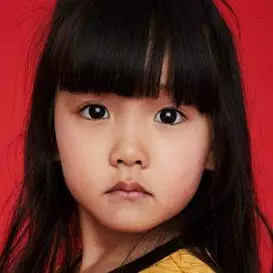 Zooey Miyoshi net worth