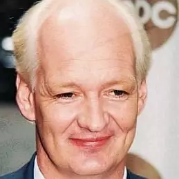 Colin Mochrie net worth