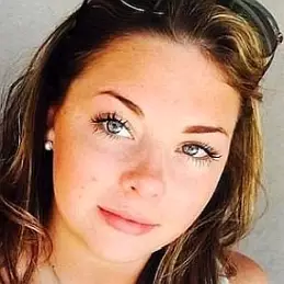 Alexa Moffett net worth