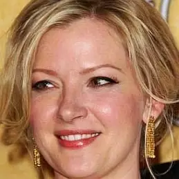 Gretchen Mol net worth