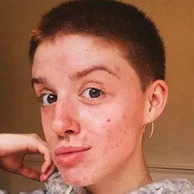 Hannah Mollet net worth