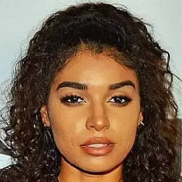 Hannah Monds net worth