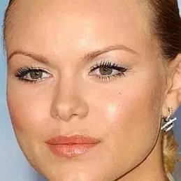 Anya Monzikova net worth