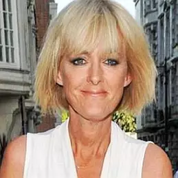 Jane Moore net worth