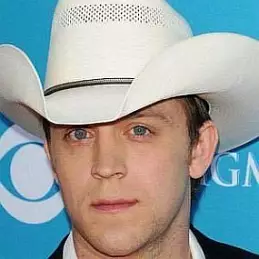 Justin Moore net worth