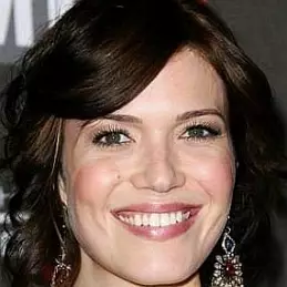 Mandy Moore net worth