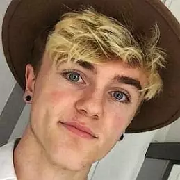 Thomas Moore net worth