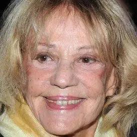 Jeanne Moreau net worth