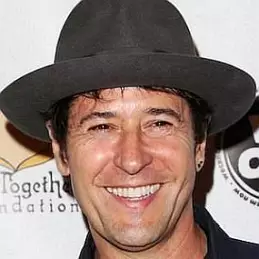 Rob Morrow net worth