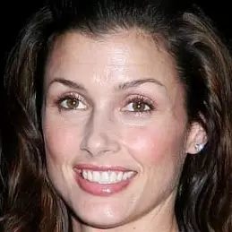 Bridget Moynahan net worth