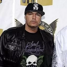 DJ Muggs net worth